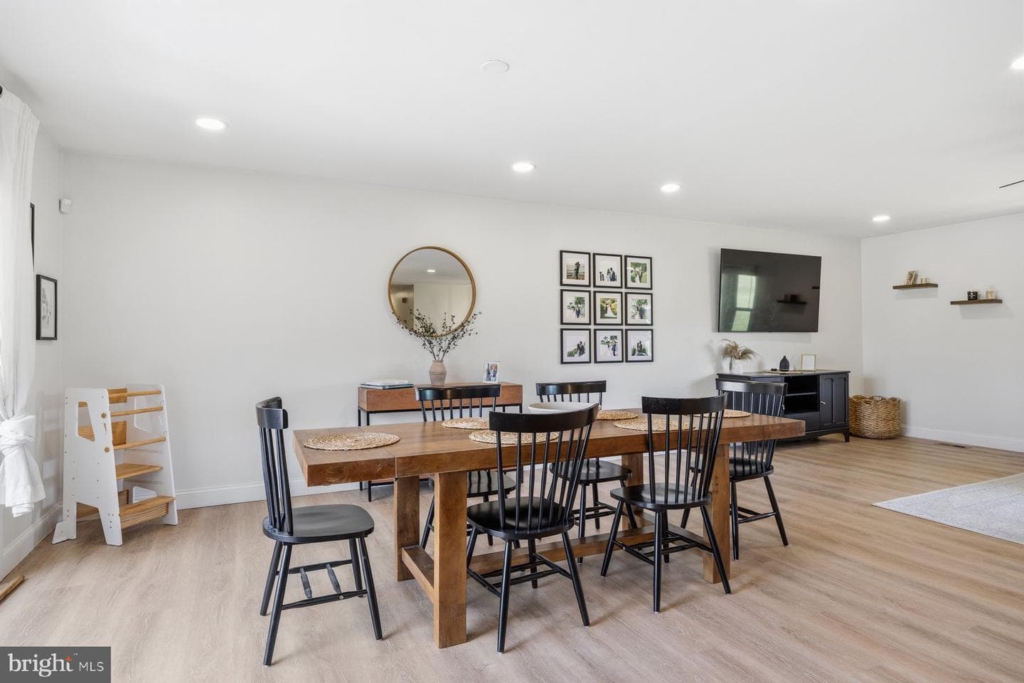 6410 Candlewicke Court photo 14