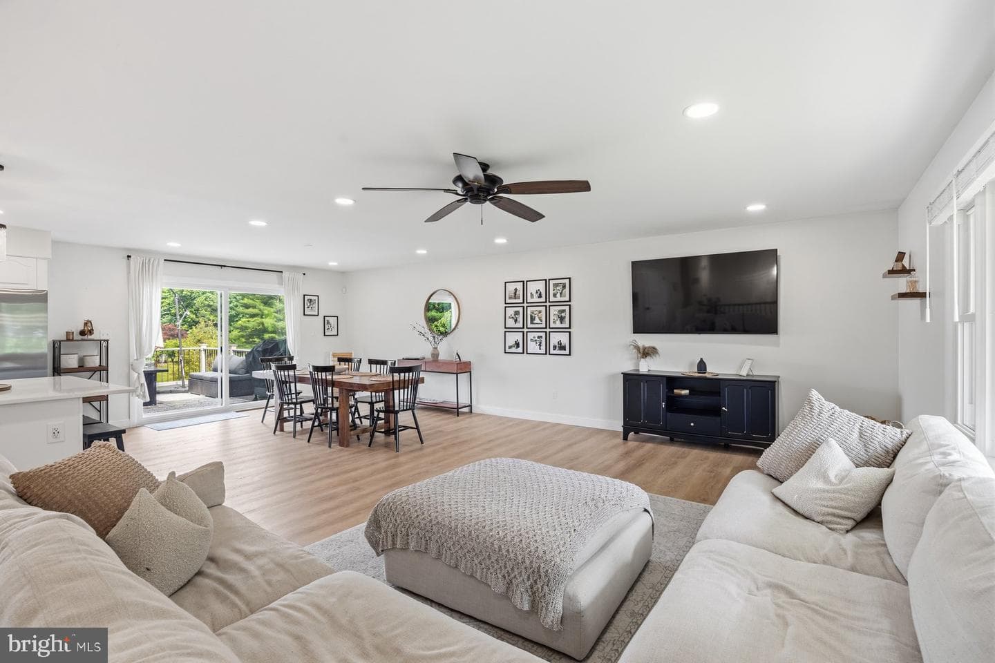 6410 Candlewicke Court photo 17