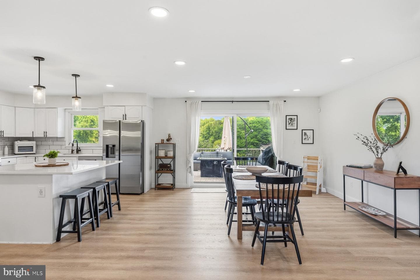 6410 Candlewicke Court photo 8