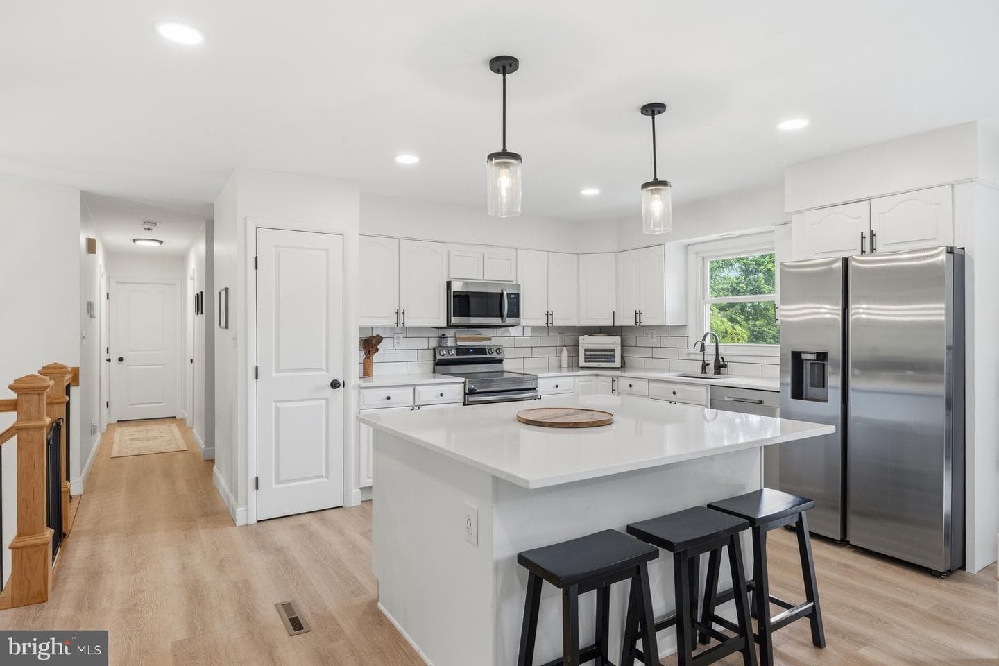 6410 Candlewicke Court photo 9