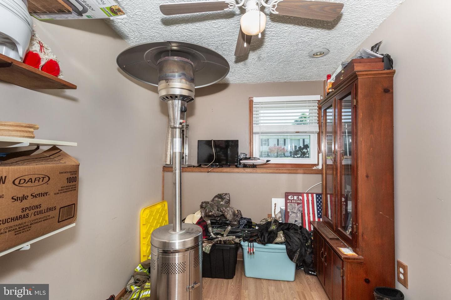 517 Trevanion Terrace photo 43