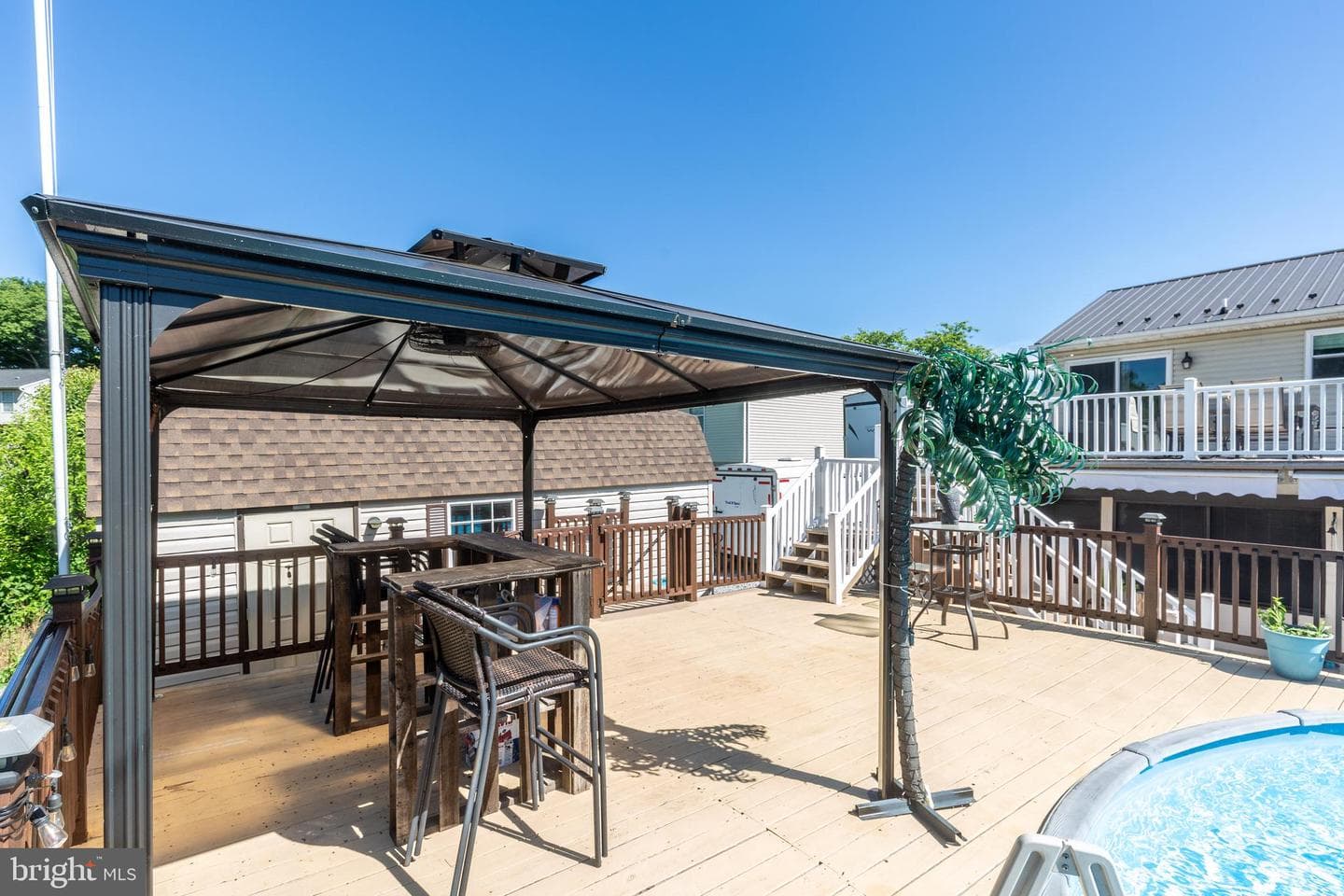 517 Trevanion Terrace photo 58
