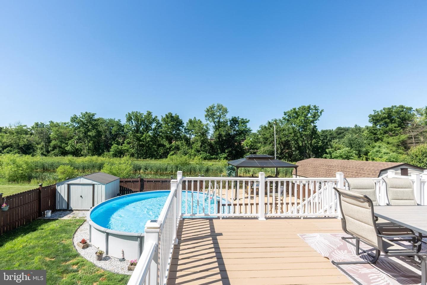 517 Trevanion Terrace photo 63