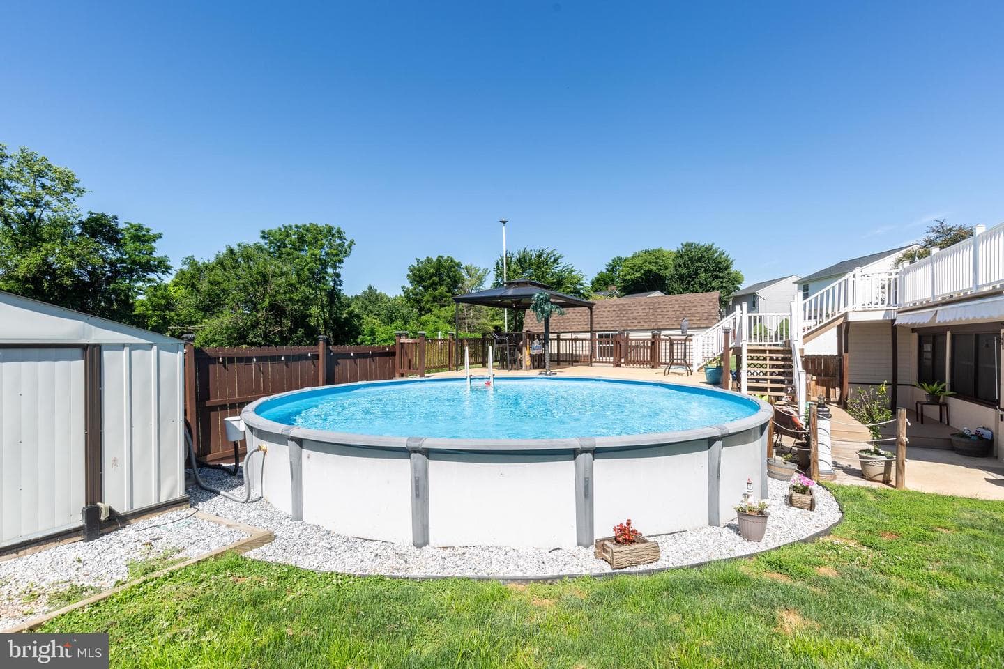 517 Trevanion Terrace photo 67