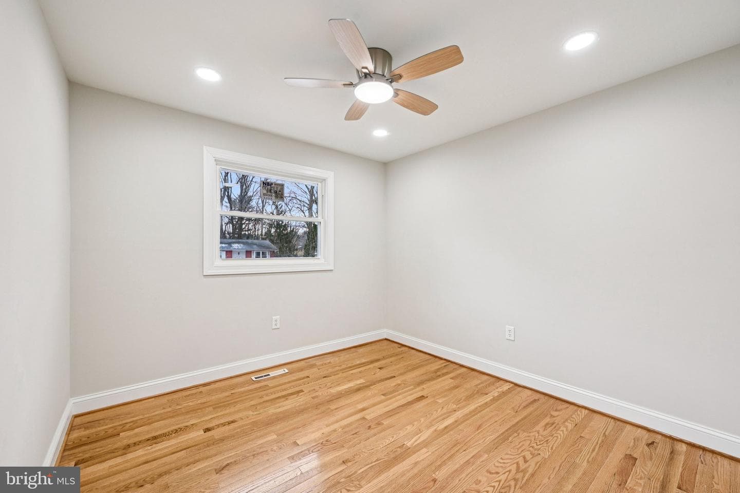 5806 Miriam Drive photo 20