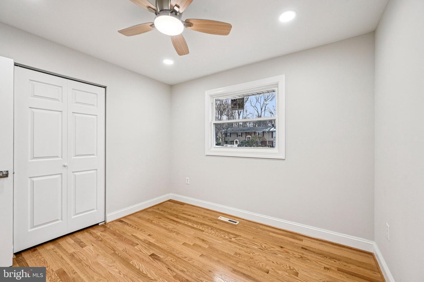 5806 Miriam Drive photo 30
