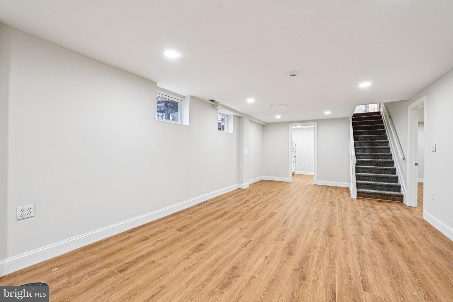 5806 Miriam Drive photo 38