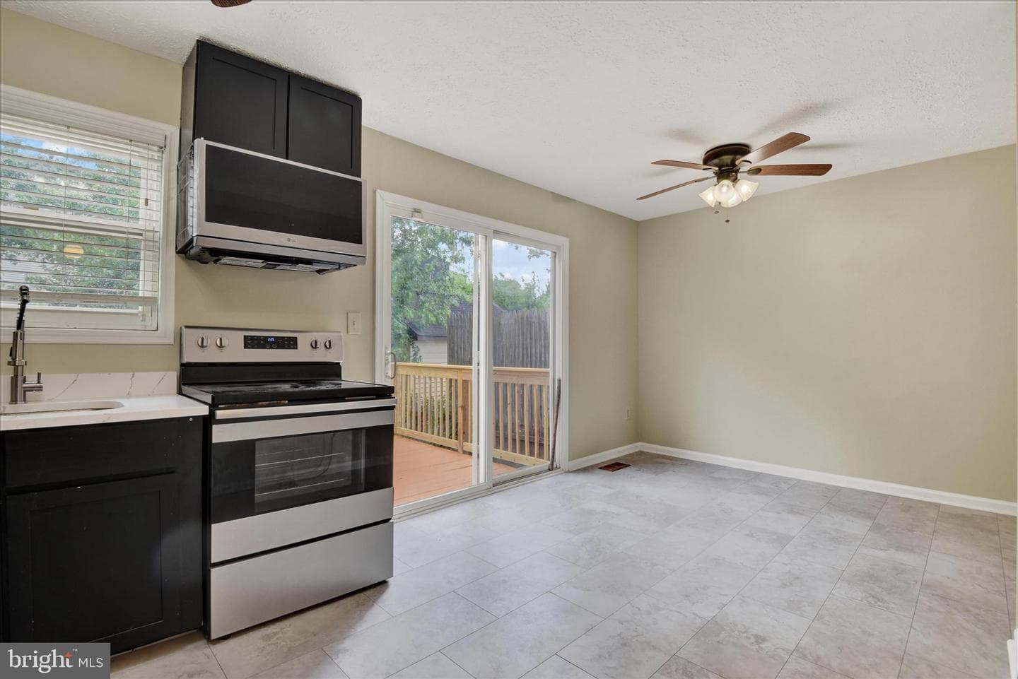 317 Stacy Lee Drive photo 11