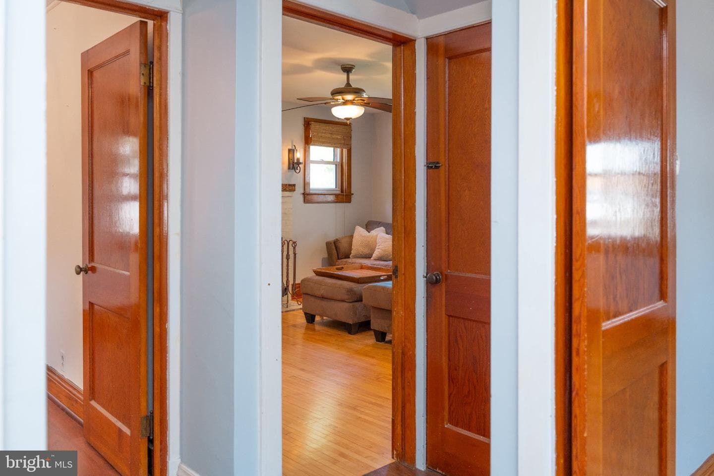 515 Locust photo 42