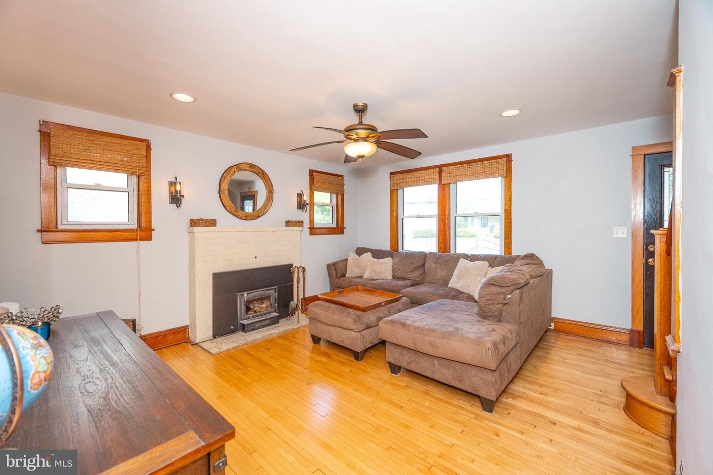 515 Locust photo 49