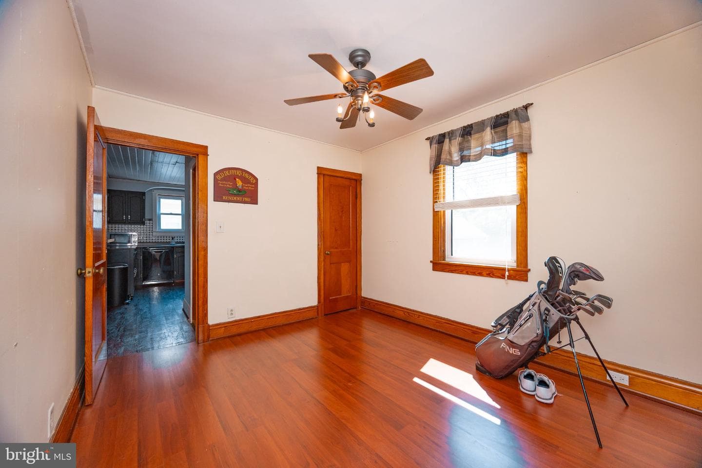 515 Locust photo 60