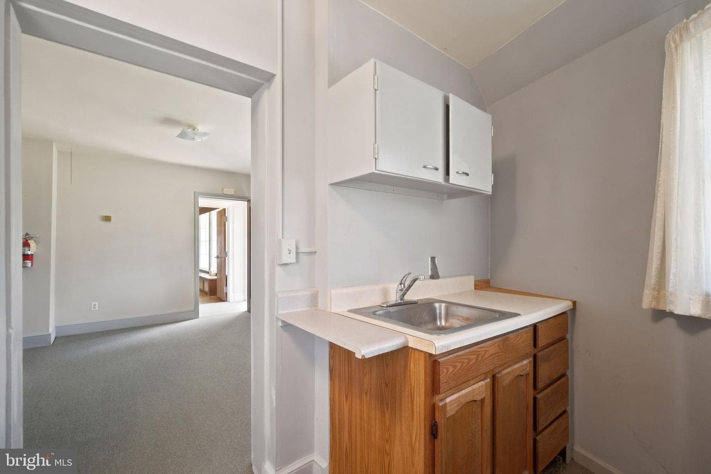 112 E Main Street photo 17