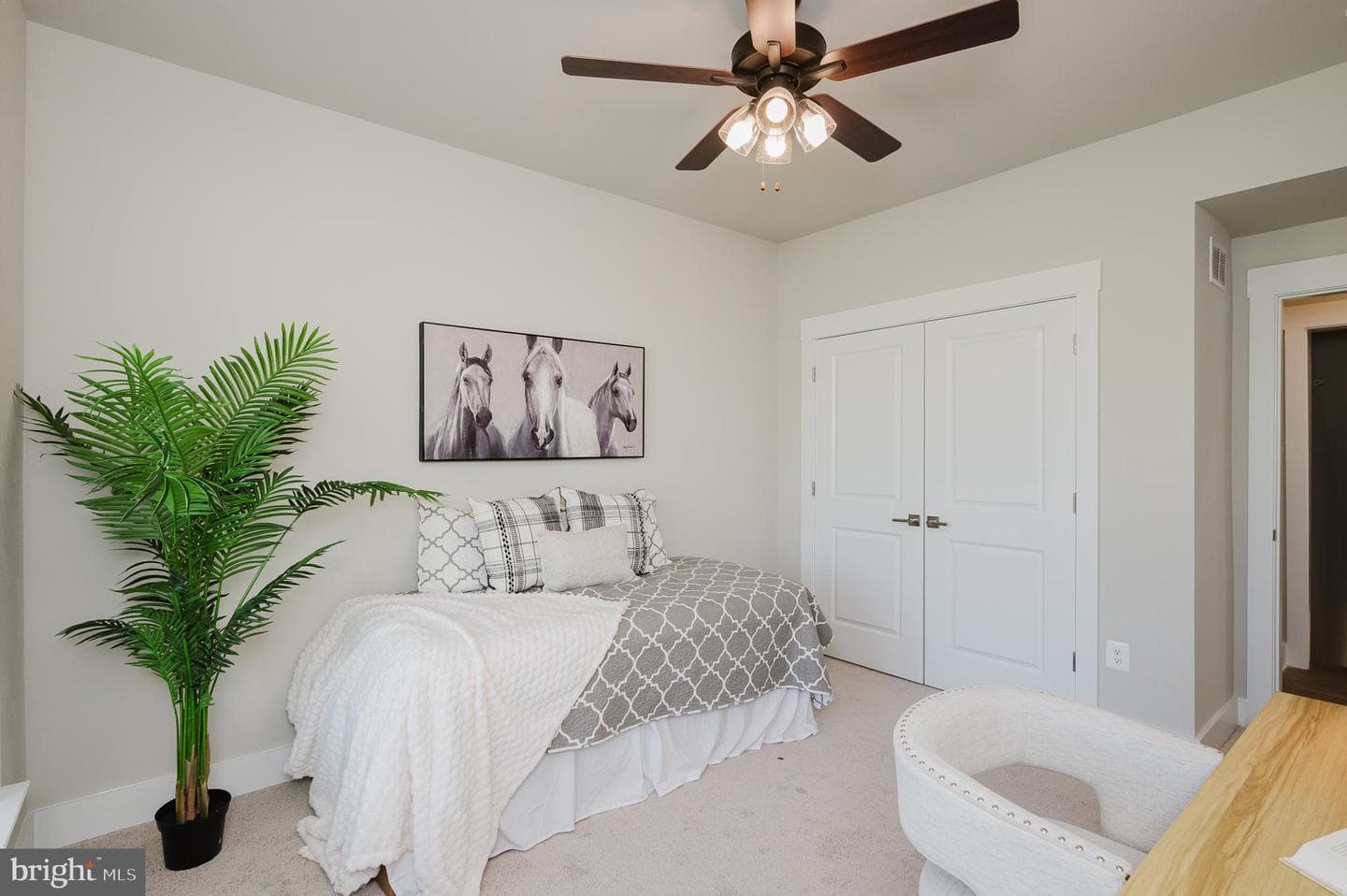 2527a Fourleaf Drive photo 39
