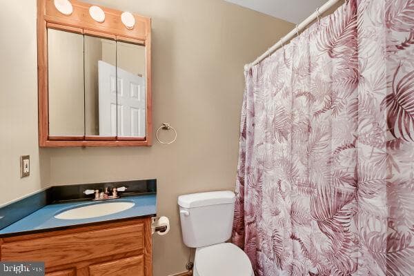 895 Severn Court photo 40