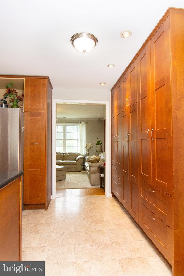3267 Grafton Street photo 6