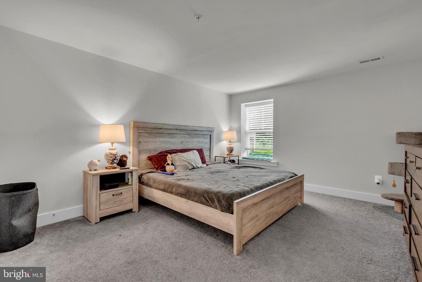 2820 Town View Circle photo 35