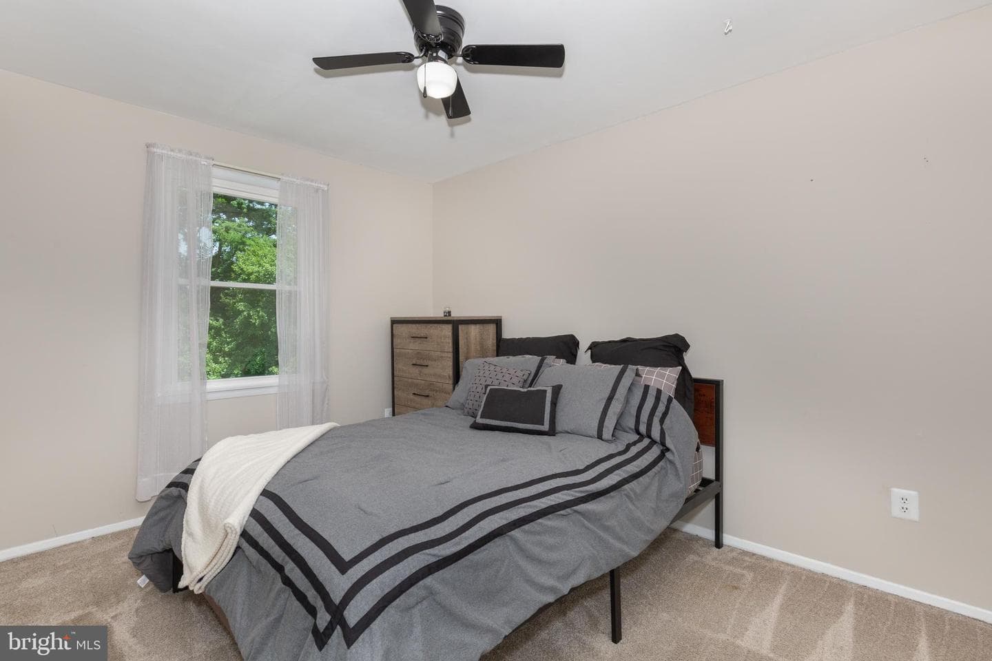 974 Sugar Maple Street photo 25