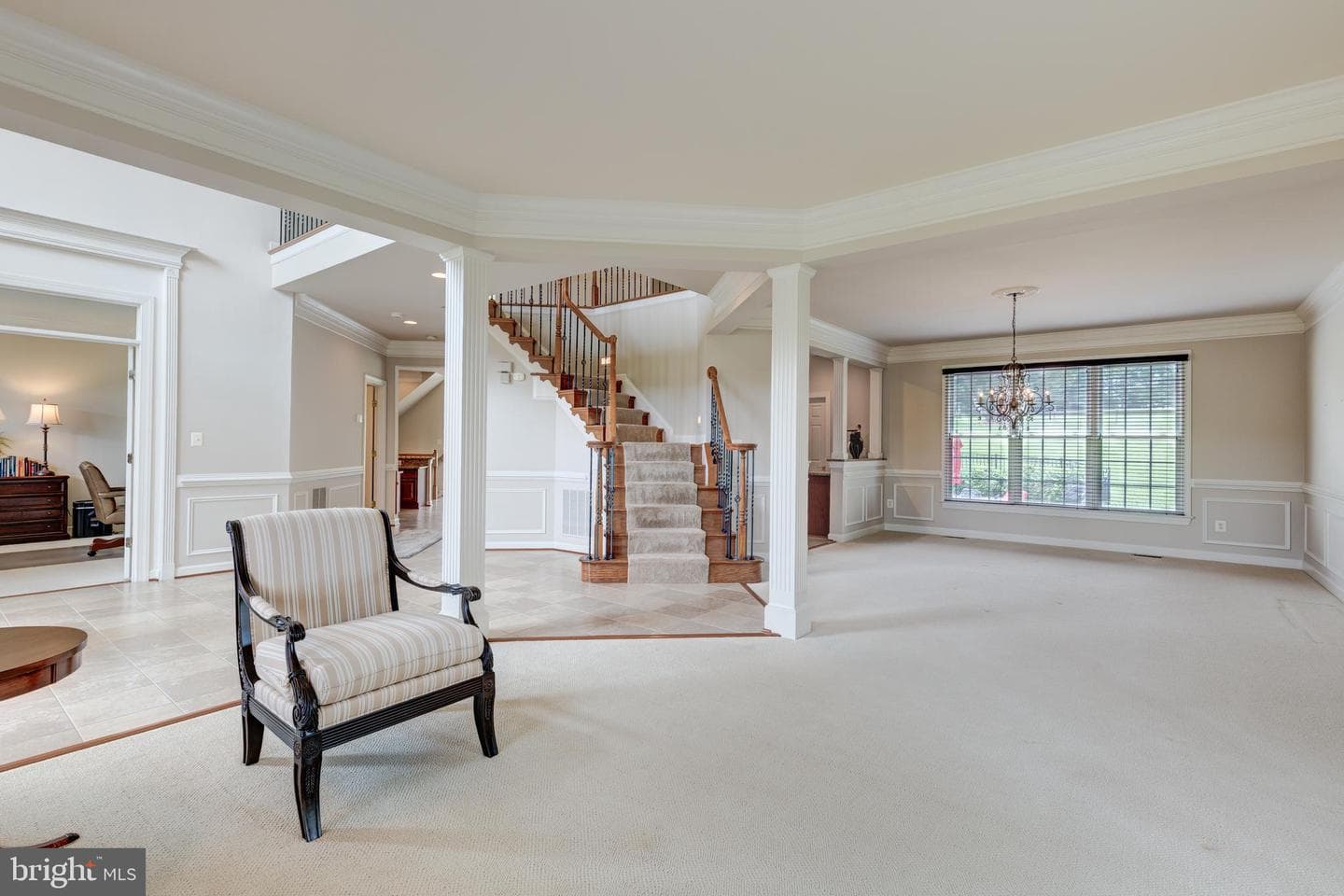 6050 Moore Drive photo 10