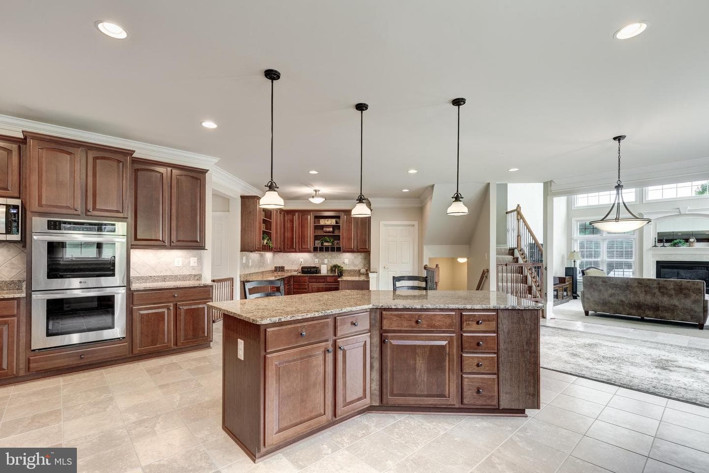 6050 Moore Drive photo 22