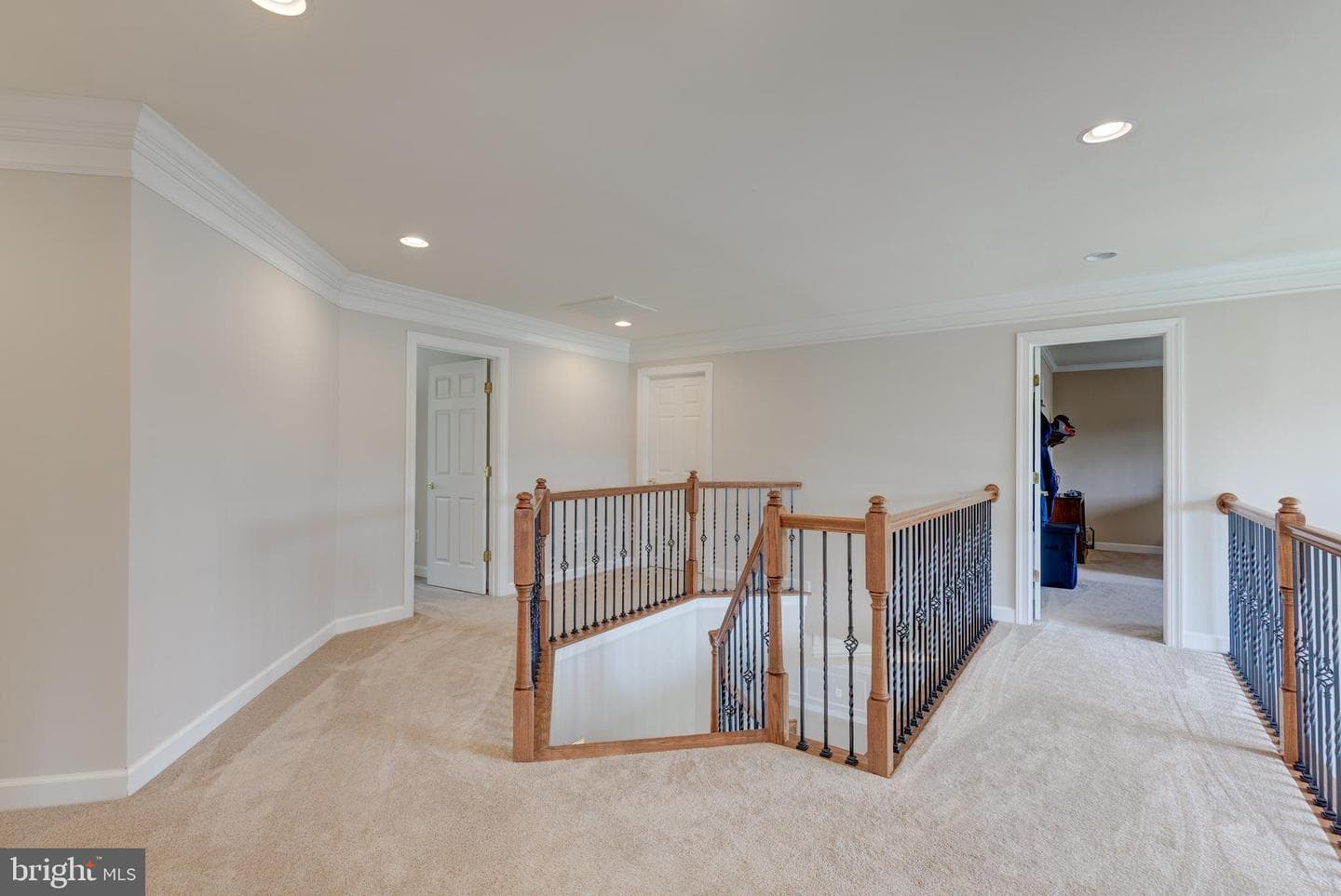 6050 Moore Drive photo 39