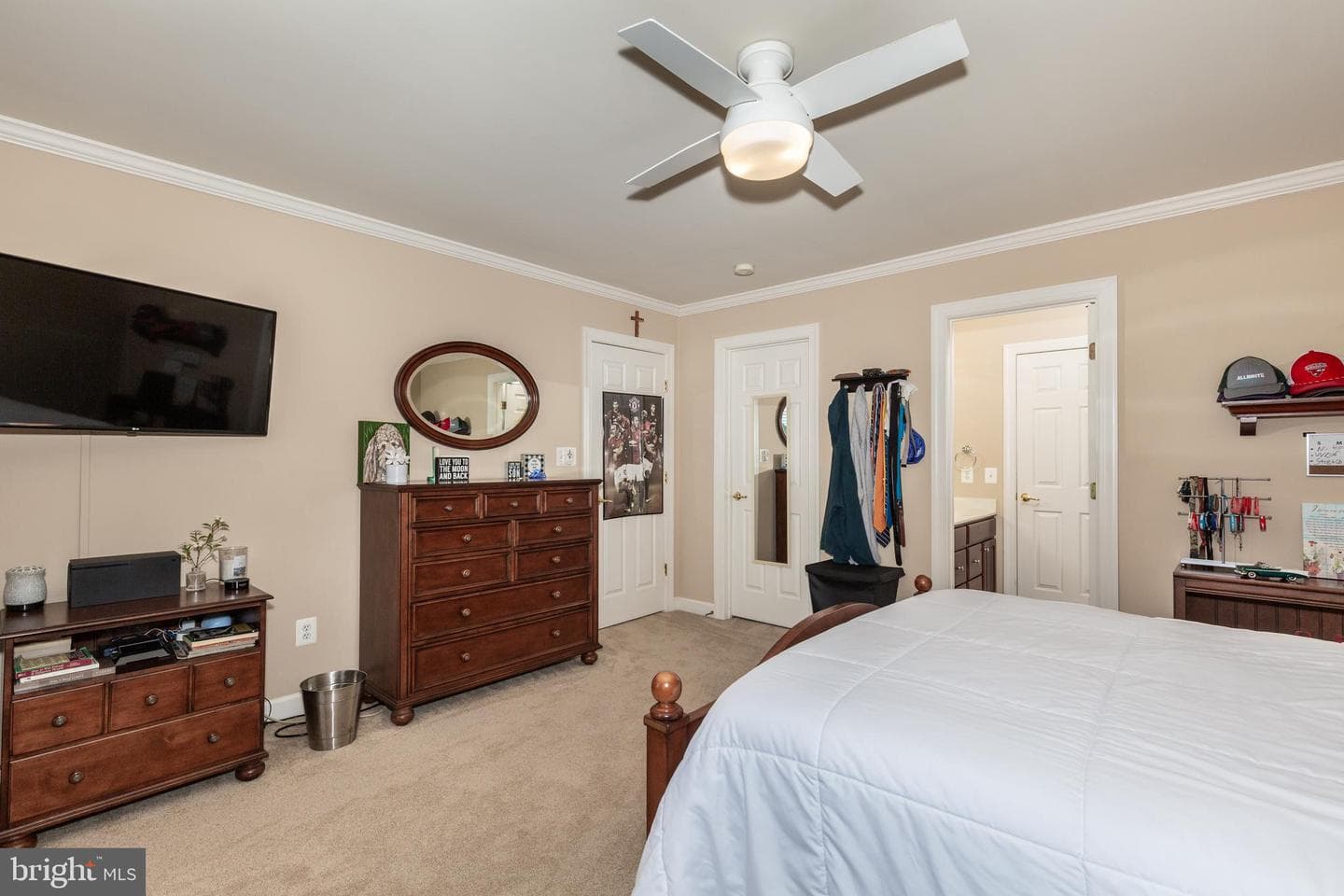 6050 Moore Drive photo 56