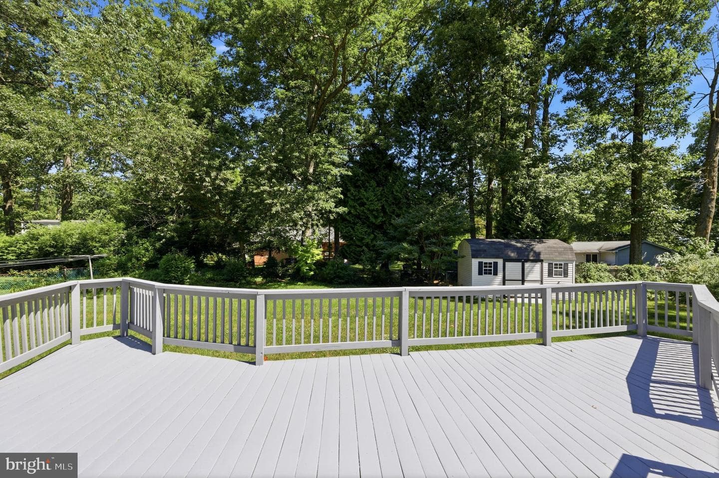 6330 Freedom Avenue photo 33