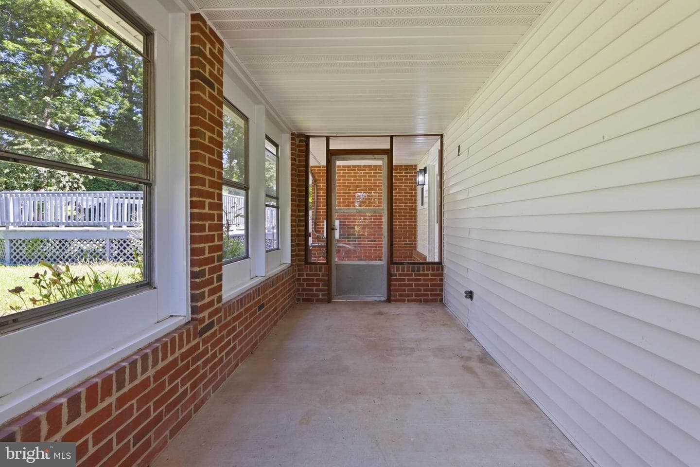 6330 Freedom Avenue photo 35