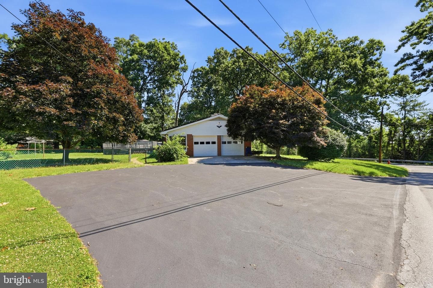 6330 Freedom Avenue photo 6
