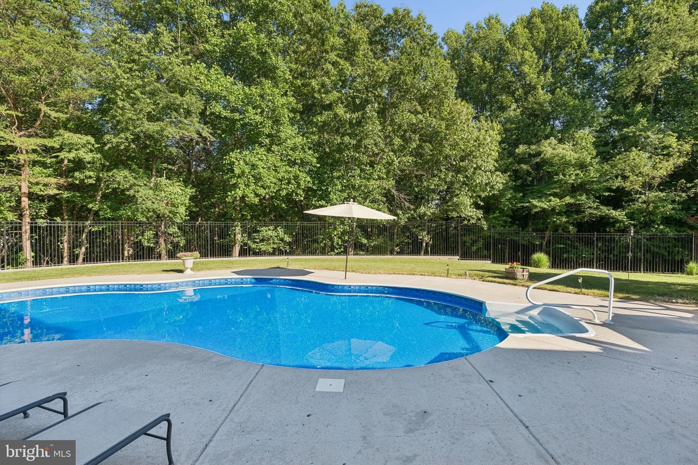 4823 Tilly Drive photo 64