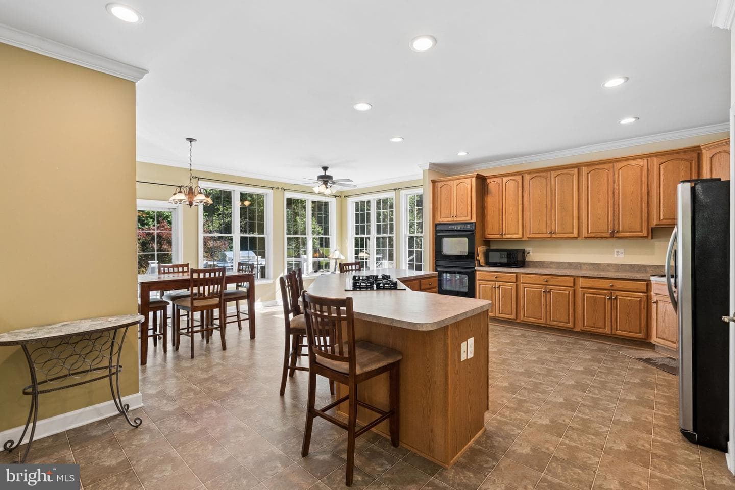 4823 Tilly Drive photo 7