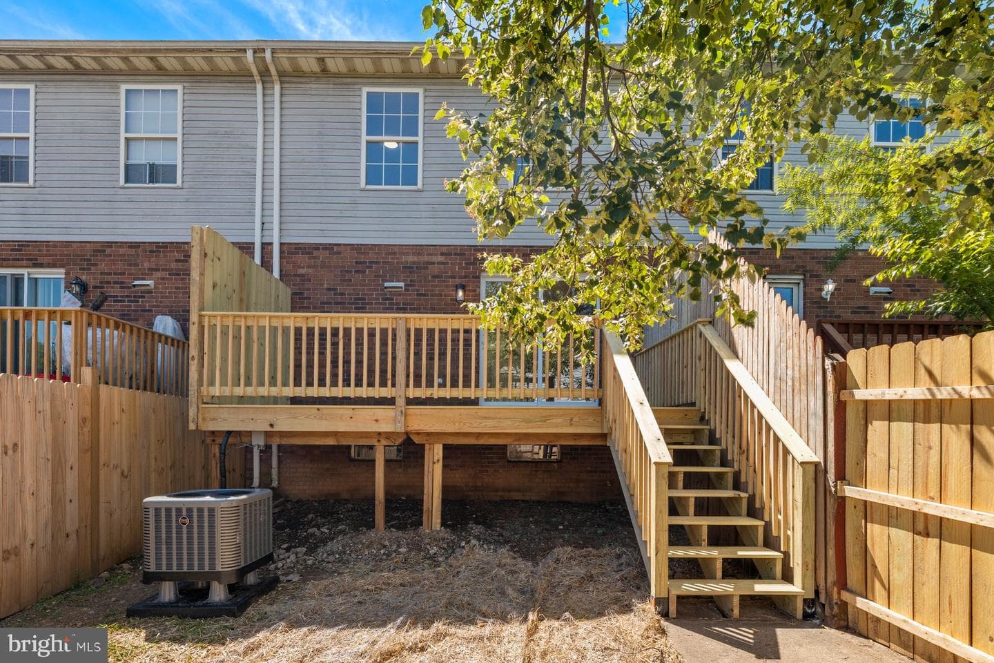 176 S Court Street photo 45
