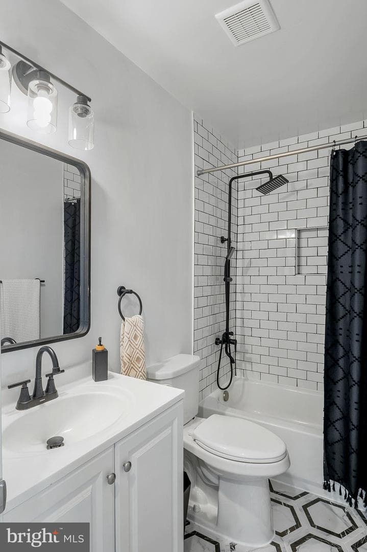 1003 Berkley Dr photo 16
