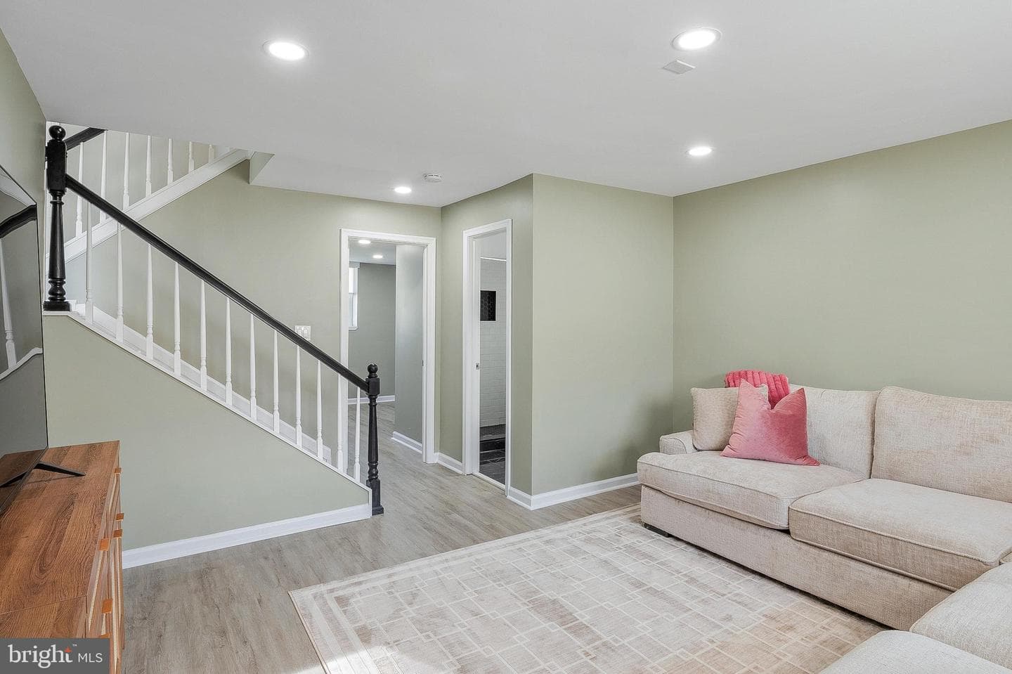 1003 Berkley Dr photo 23