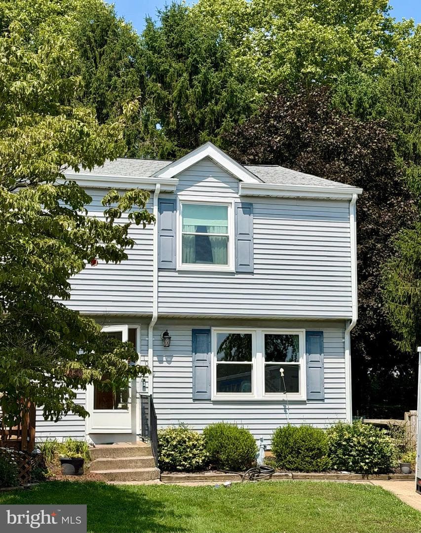 1009 Foxcroft Court