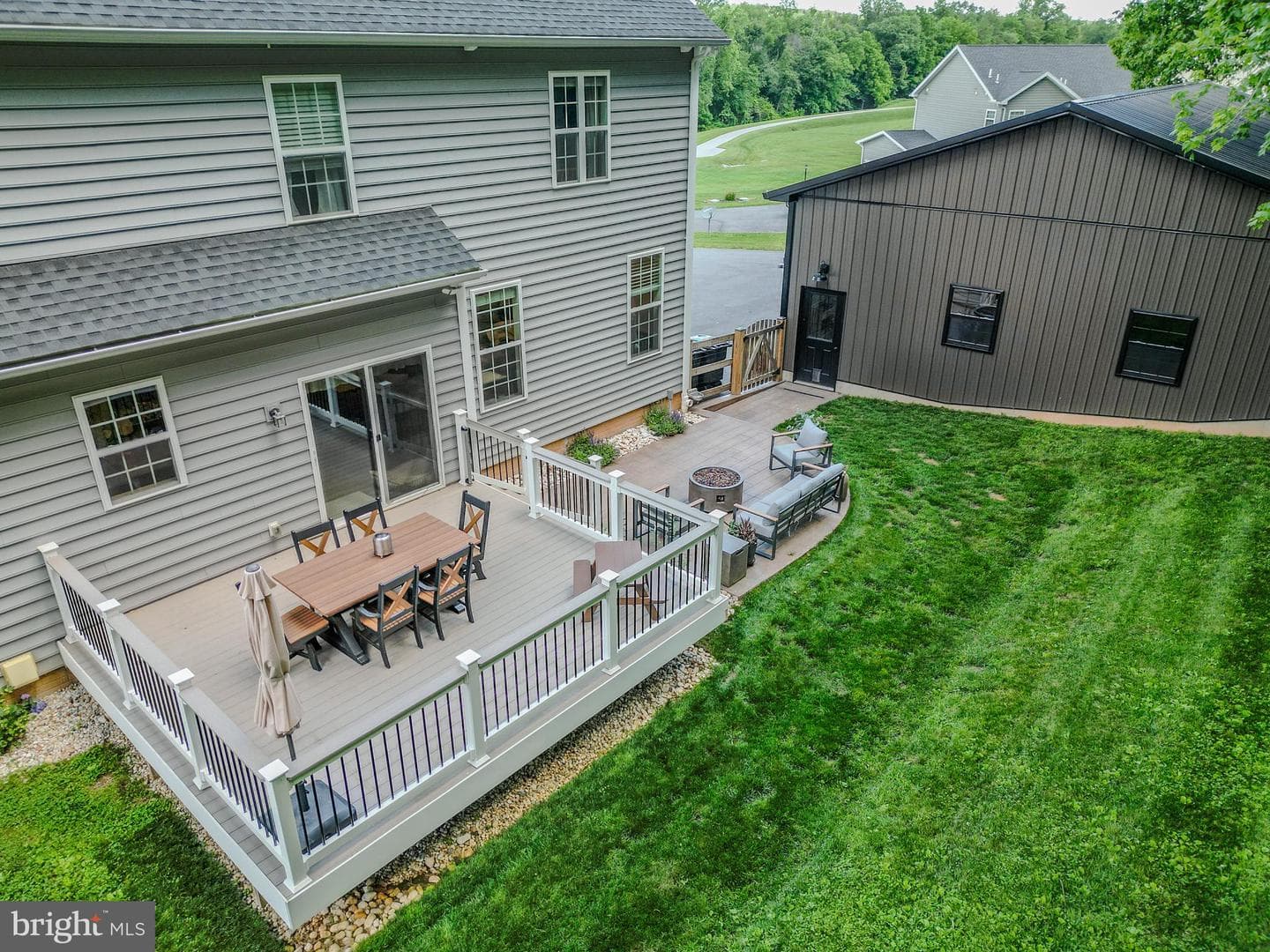 3270 Pipe Creek View Drive photo 59