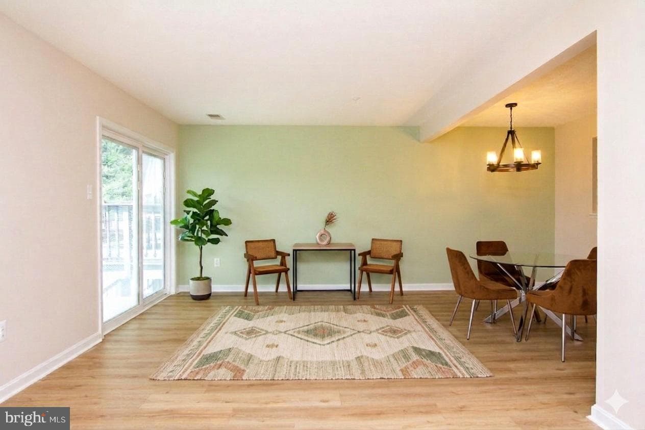 647 Windsor Drive photo 7