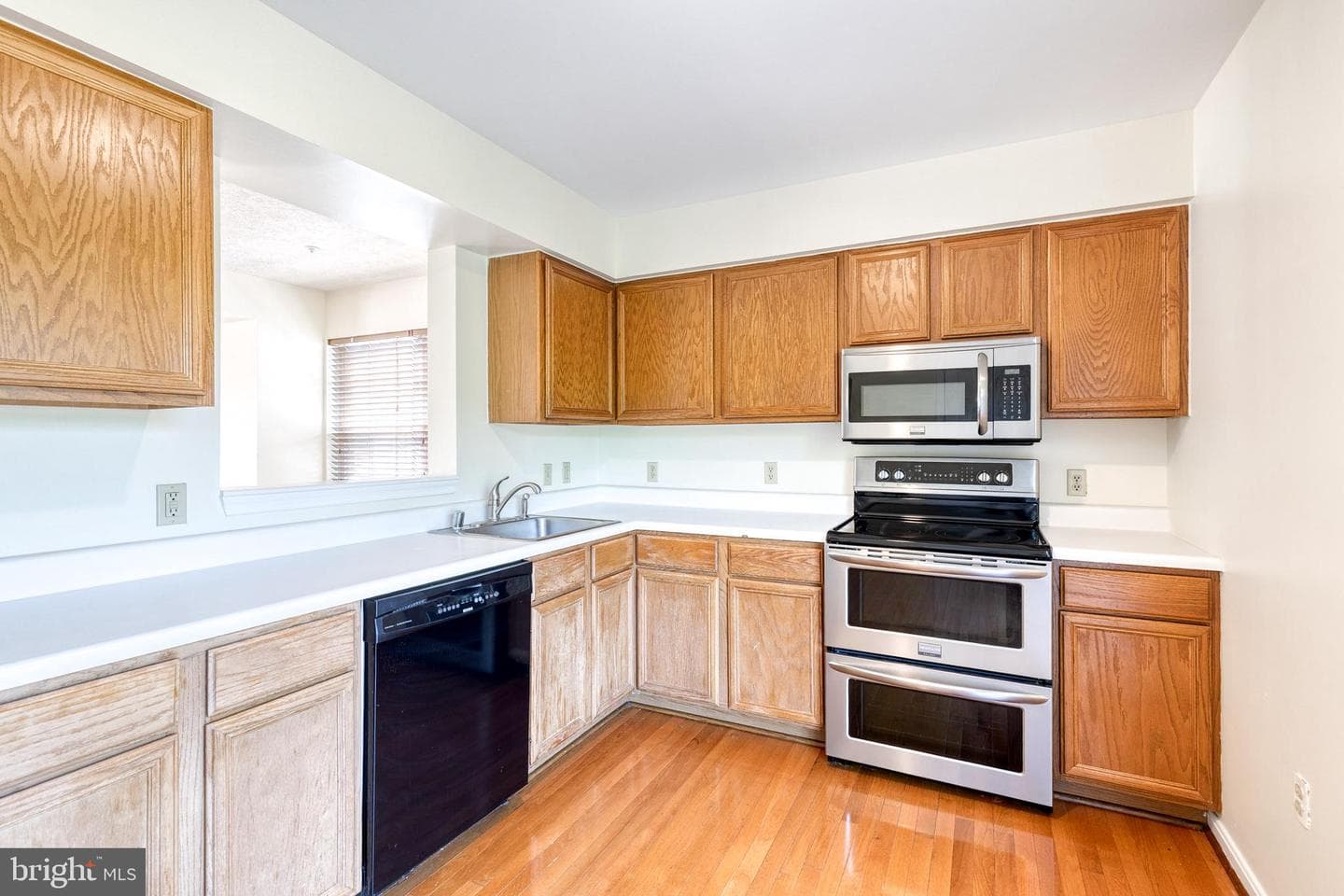 710 Medinah Circle photo 13