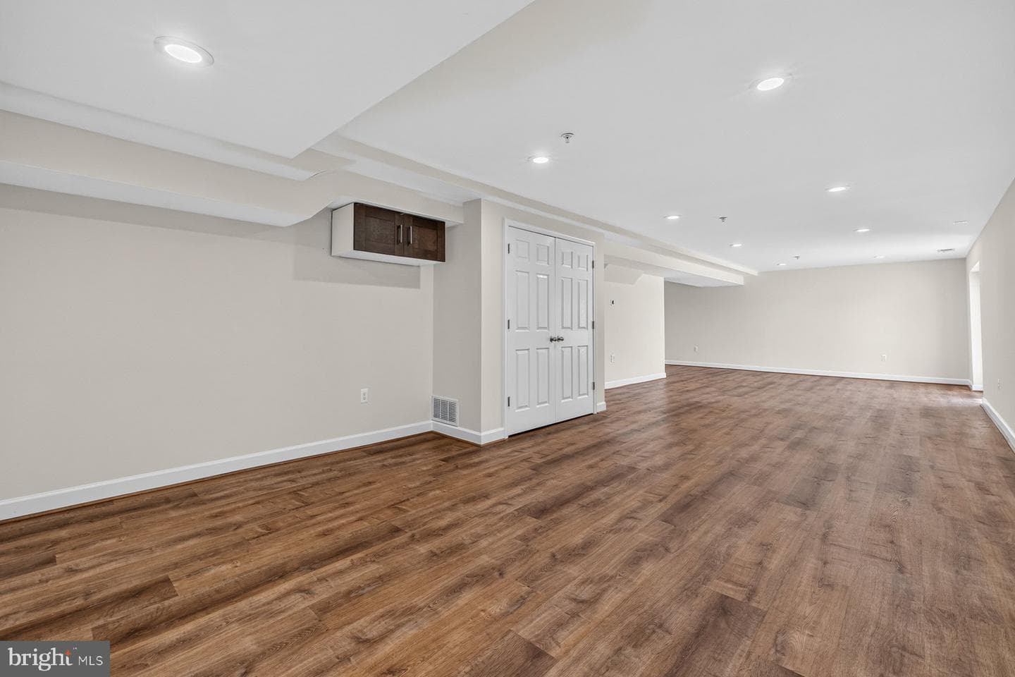 5891 Woodbine Road photo 36