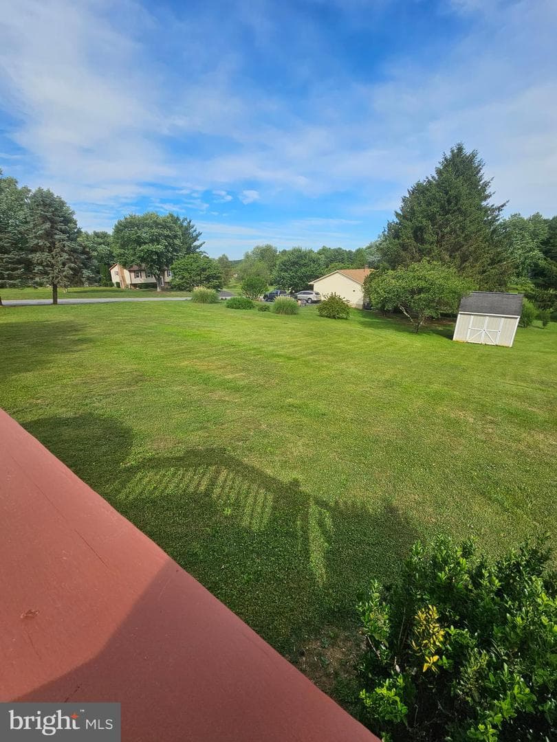 1497 Algonquin Court photo 24