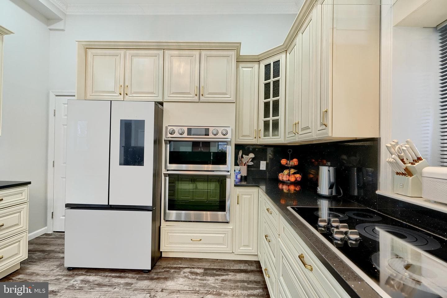 5021 Harney Road photo 30