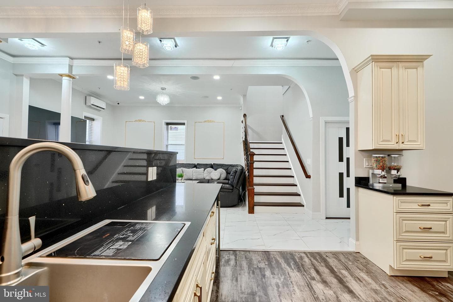 5021 Harney Road photo 31