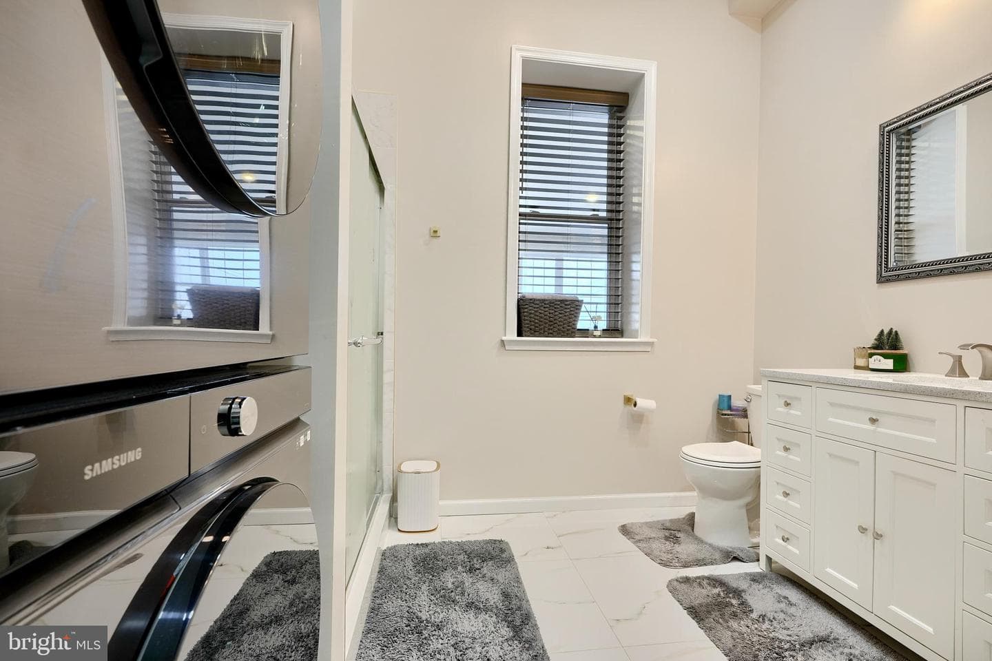 5021 Harney Road photo 47