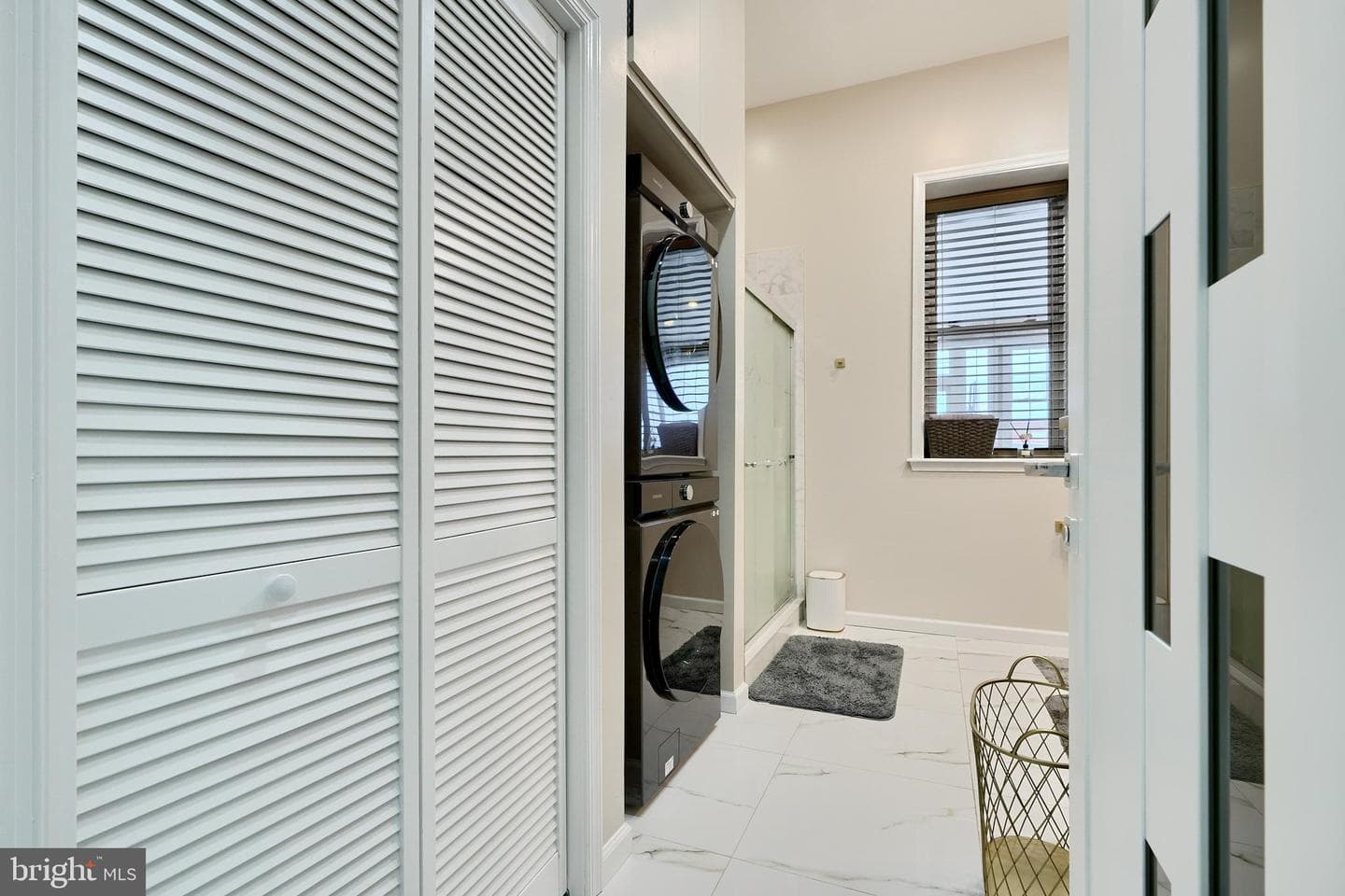 5021 Harney Road photo 48