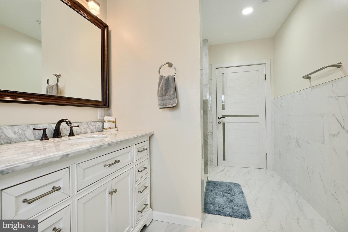 5021 Harney Road photo 71
