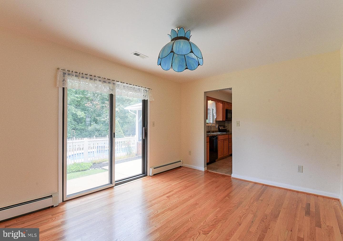 313 Wayne Avenue photo 15