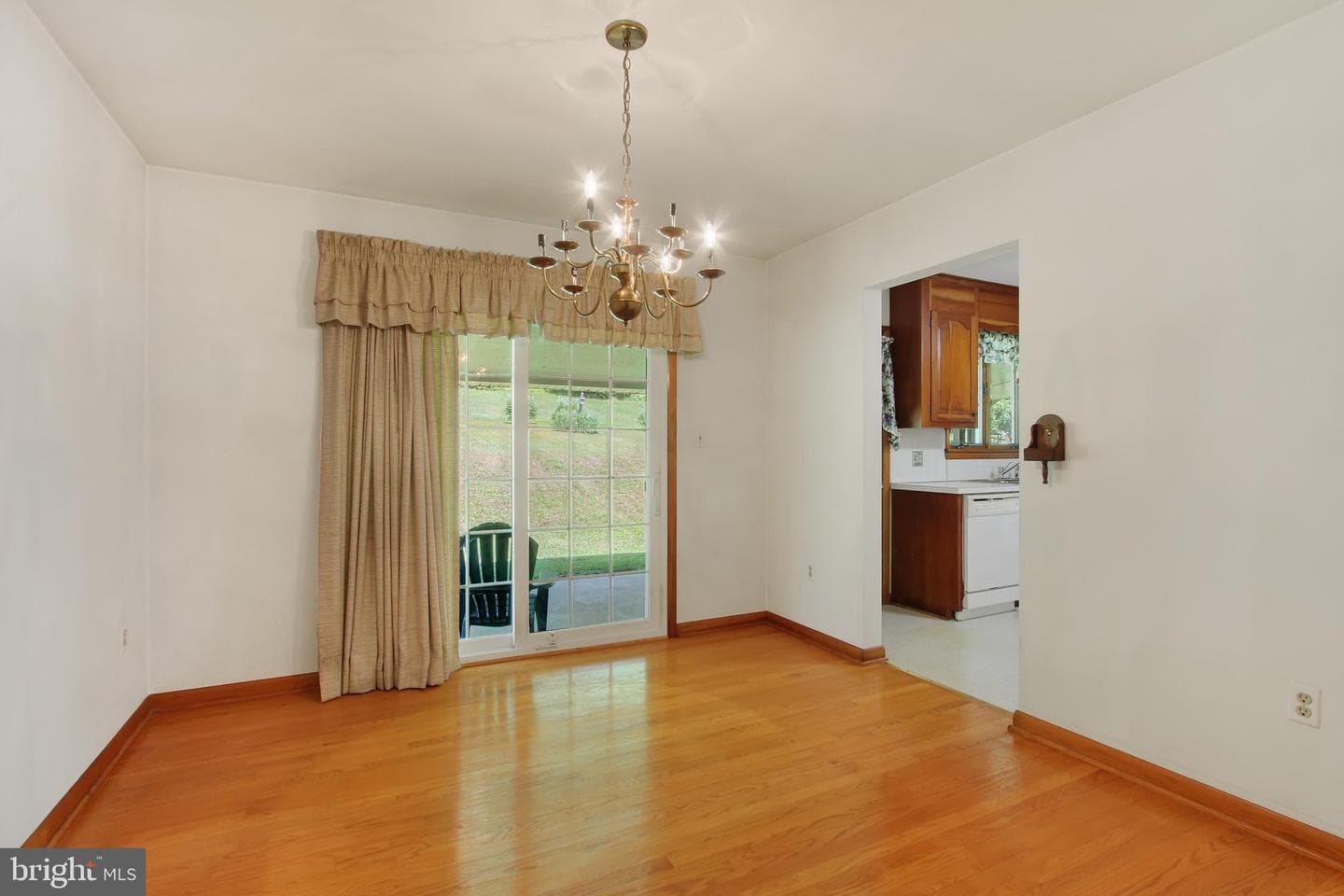 3320 Lineboro Road photo 11