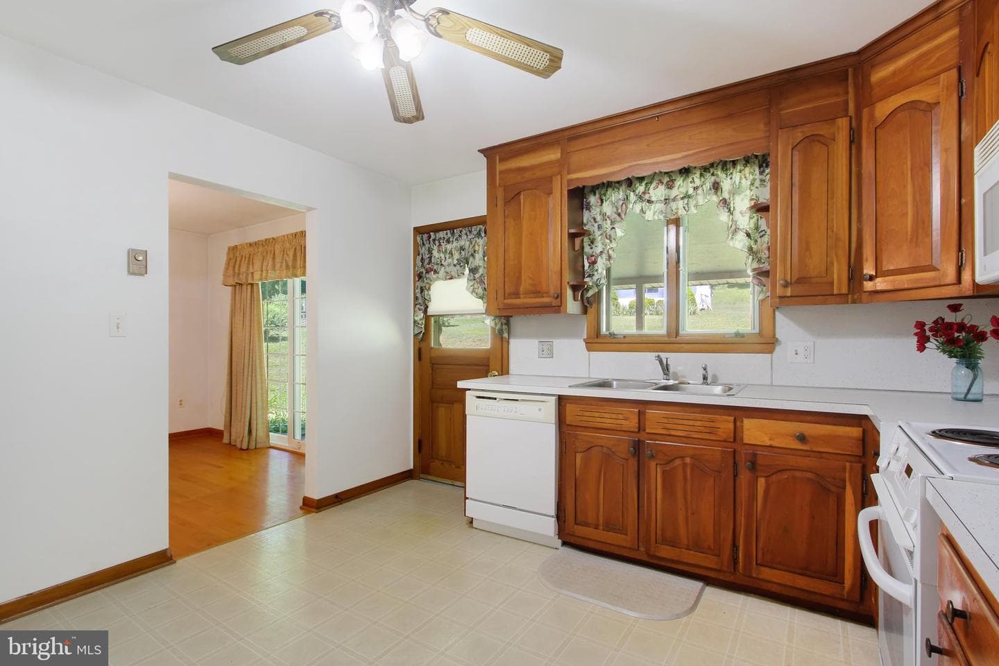 3320 Lineboro Road photo 16