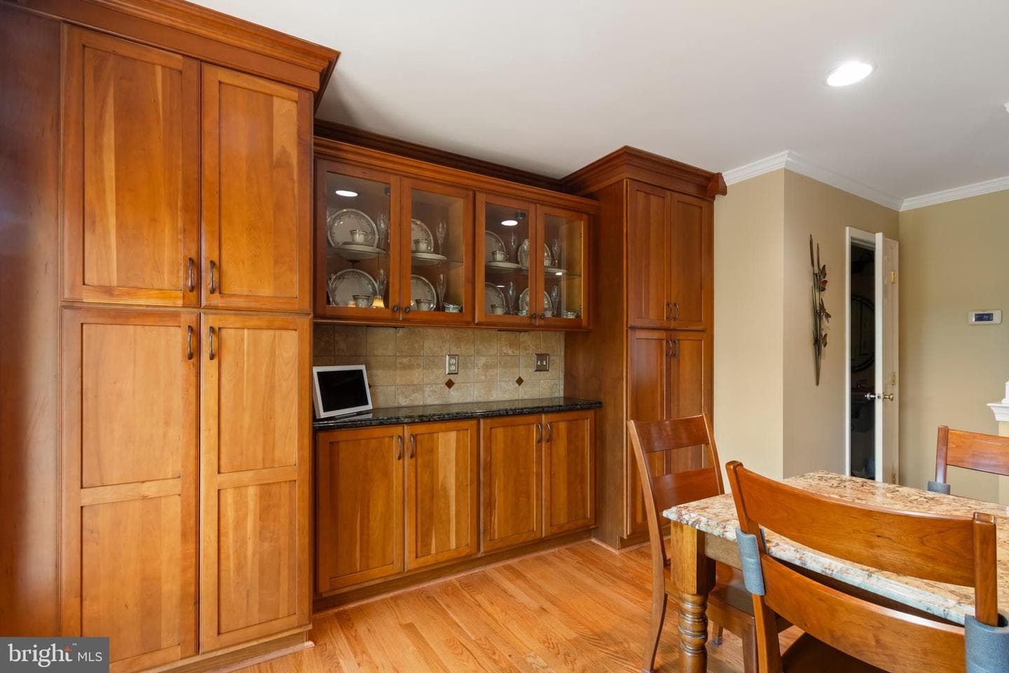 3206 Eves Way photo 11