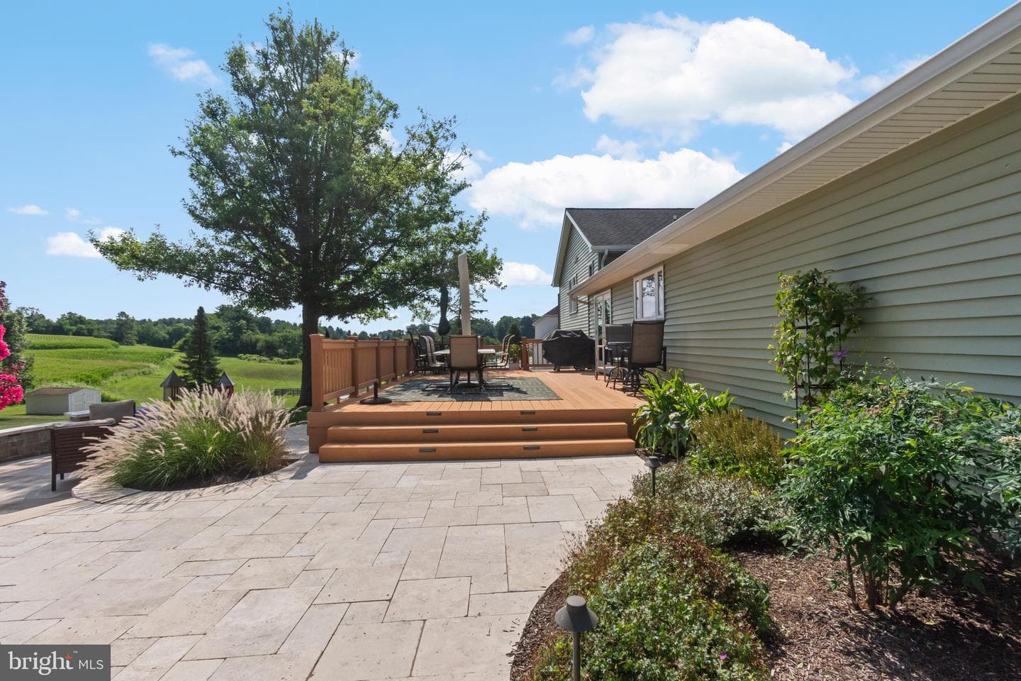 3206 Eves Way photo 22