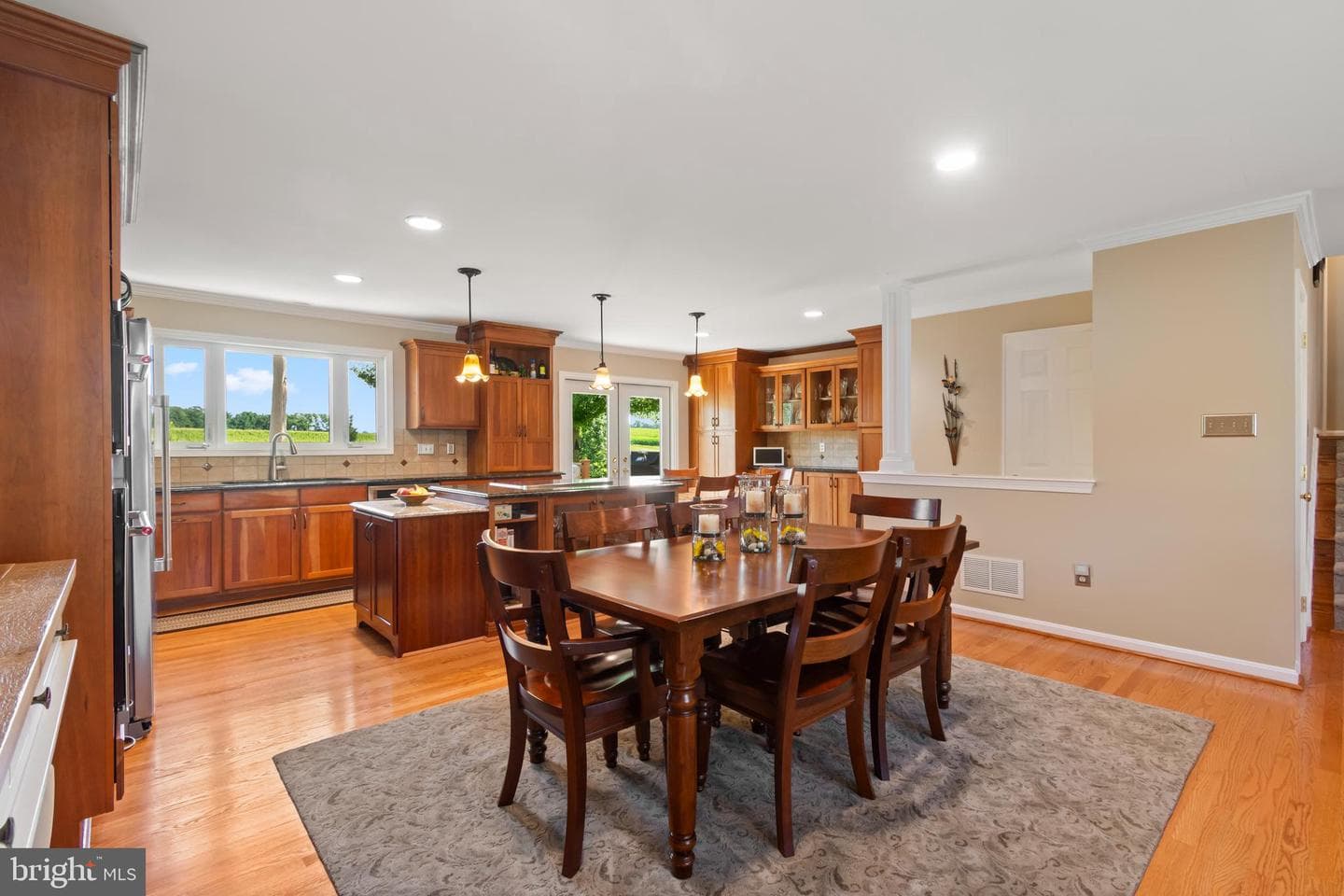 3206 Eves Way photo 5
